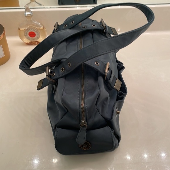 EUC Cynthia Rowley bag - Picture 3 of 9